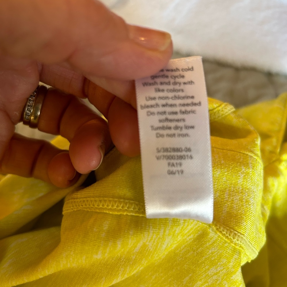 Yellow T-shirt Top Athleta xs - Picture 4 of 5
